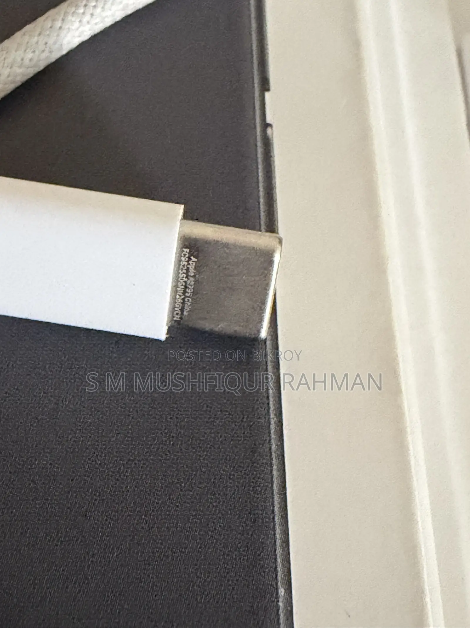 iPhone Orginal C to C Cable