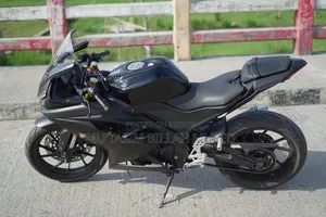 Yamaha R15 V3 2021 Black