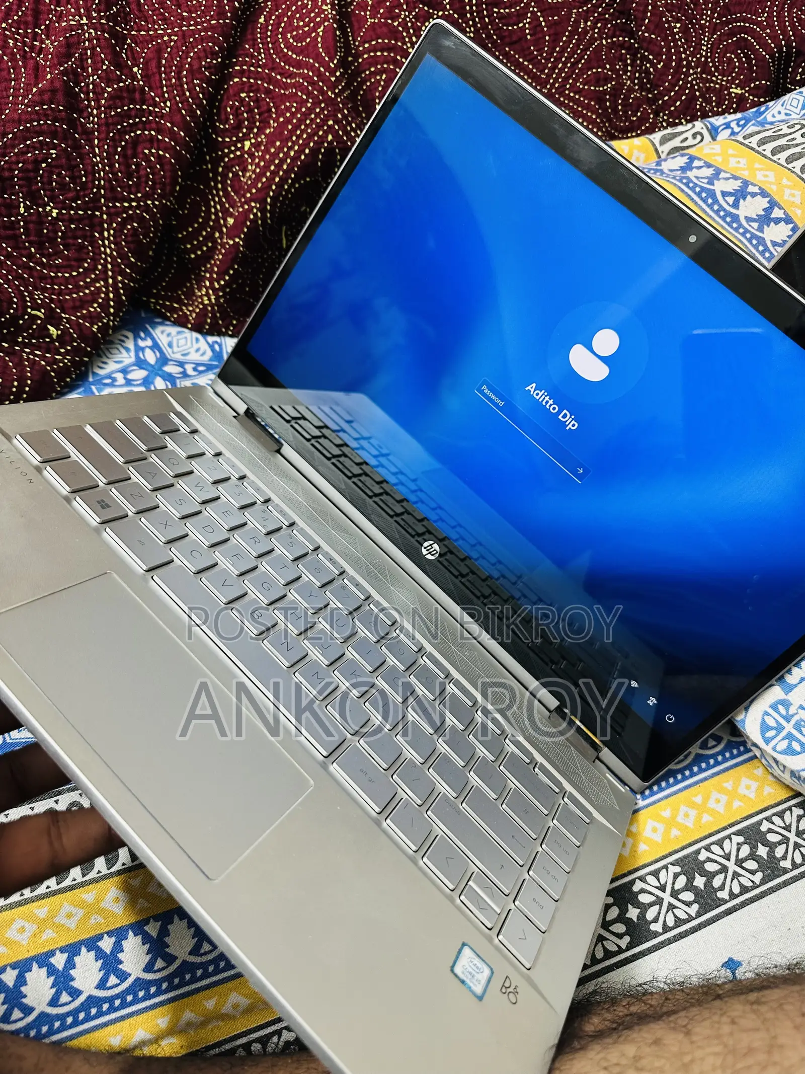 Laptop HP Pavilion 14 x360 2-in-1 8GB Intel Core i5 SSD 256GB