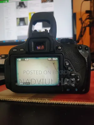 Canon 700D With Kit Lens and Prime Lens