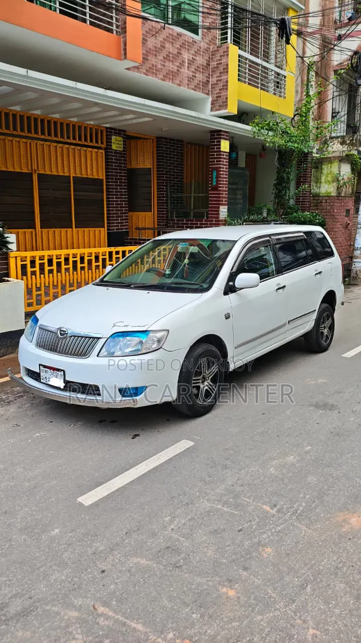 Toyota Corolla Fielder 2004 White