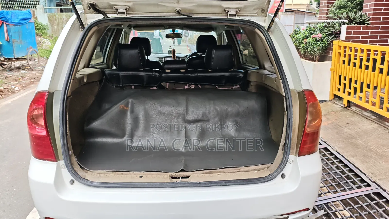 Toyota Corolla Fielder 2004 White
