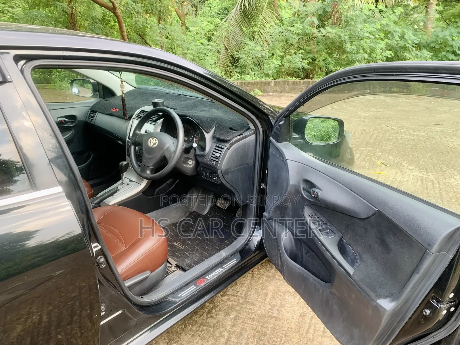 Toyota Corolla Fielder 1.5 Petrol FWD 2010 Black