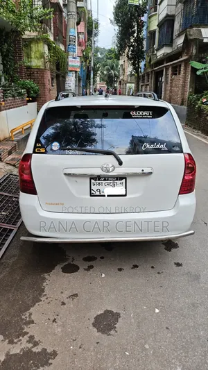 Toyota Corolla Fielder 2002 White