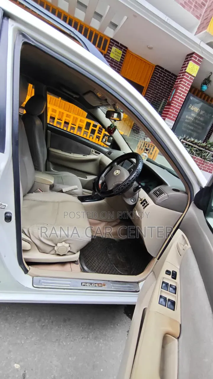 Toyota Corolla Fielder 2002 White
