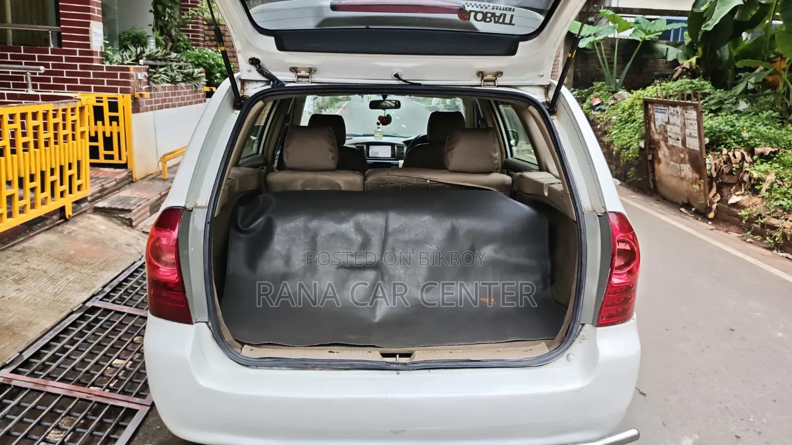 Toyota Corolla Fielder 2002 White