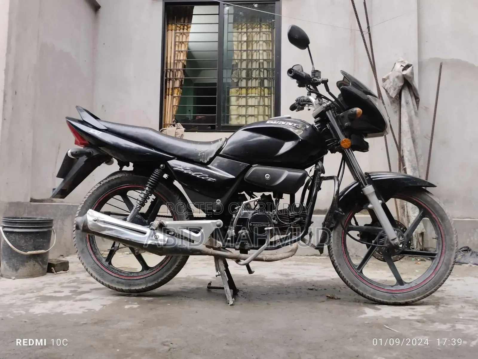 Runner Bullet 100 2018 Black