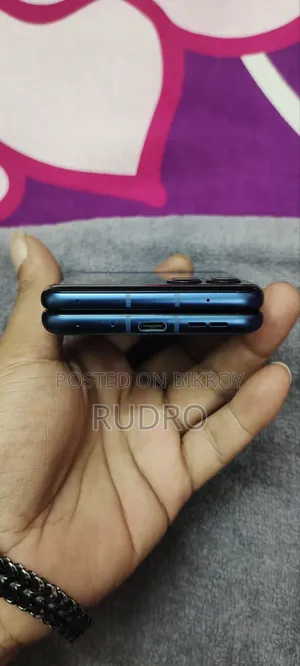 Motorola Razr 2025 256 GB Blue