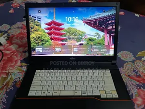 Laptop Fujitsu 8GB Intel Core i3 SSD 128GB