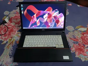 Laptop Fujitsu 8GB Intel Core i3 SSD 128GB