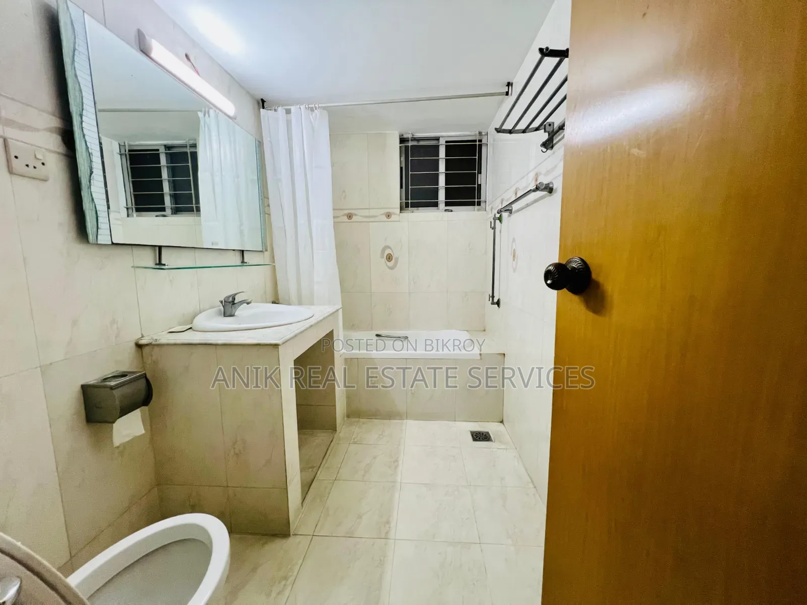 Furnished 3bdrm Apartment in Anik Real Estate, Gulshan for rent