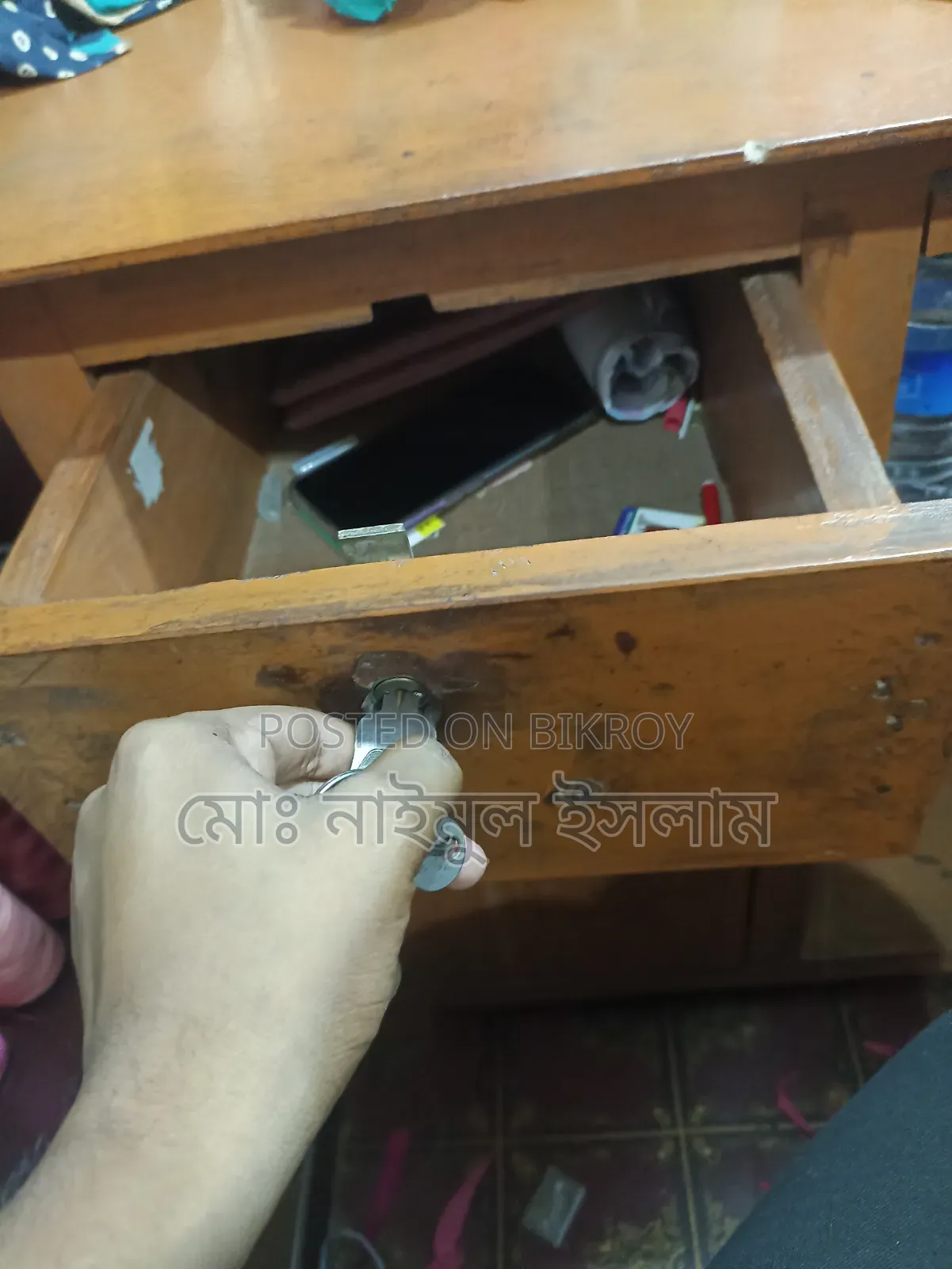 দোকানের ক্যাশ বাক্স বিক্রয় করা হবে