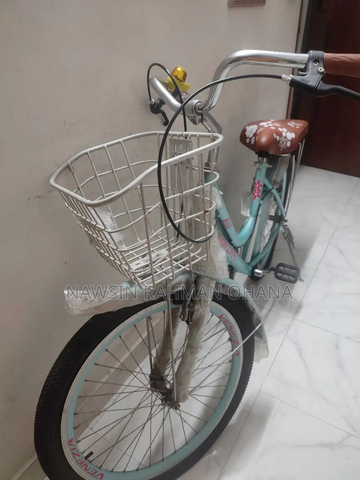 Avon Love Ladies Bicycle