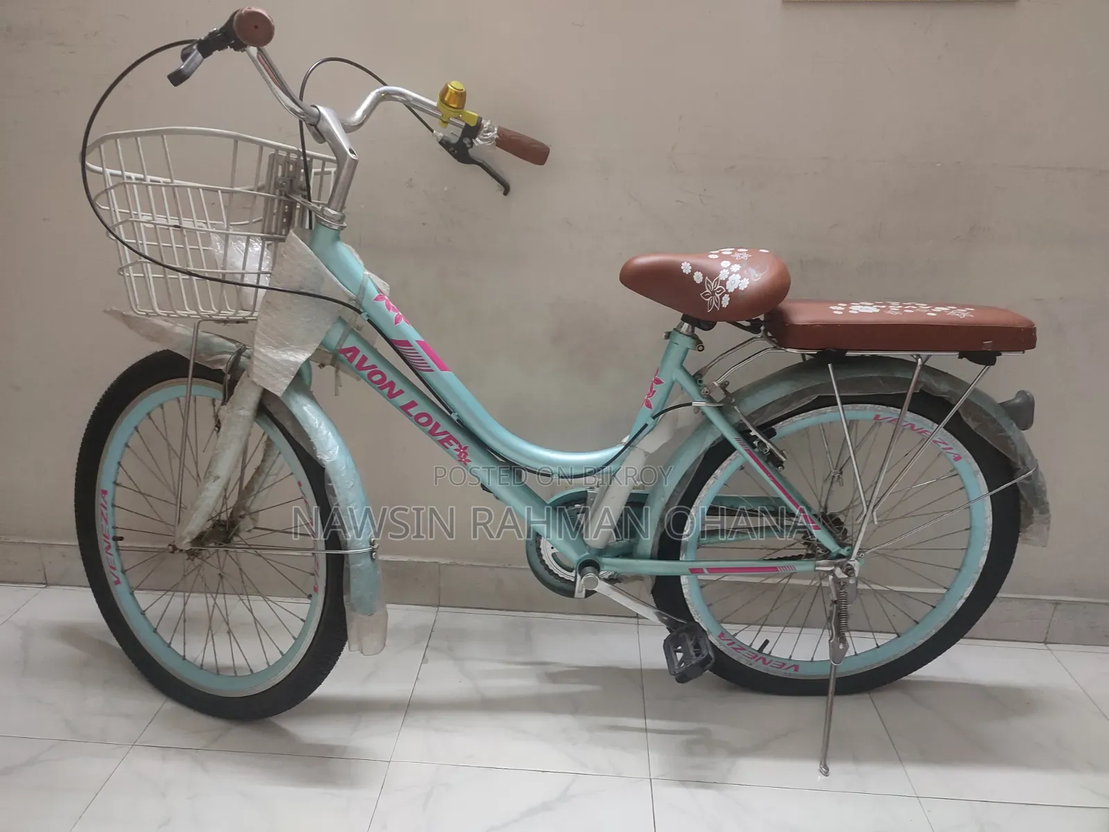 Avon Love Ladies Bicycle