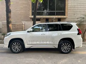 Toyota Land Cruiser Prado 2.7 2021 Pearl