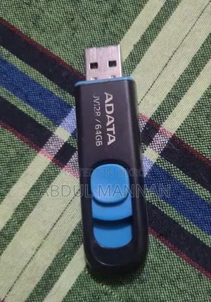 এডাটা ইউভি১২৮ ৬৪জিবি পেন ড্রাইভ