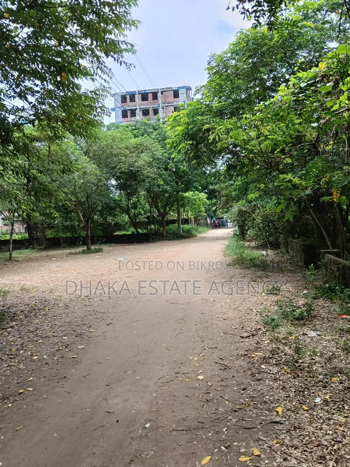 Bashundhara Block-N, South Face 3+3=6 Katha Plot Sale