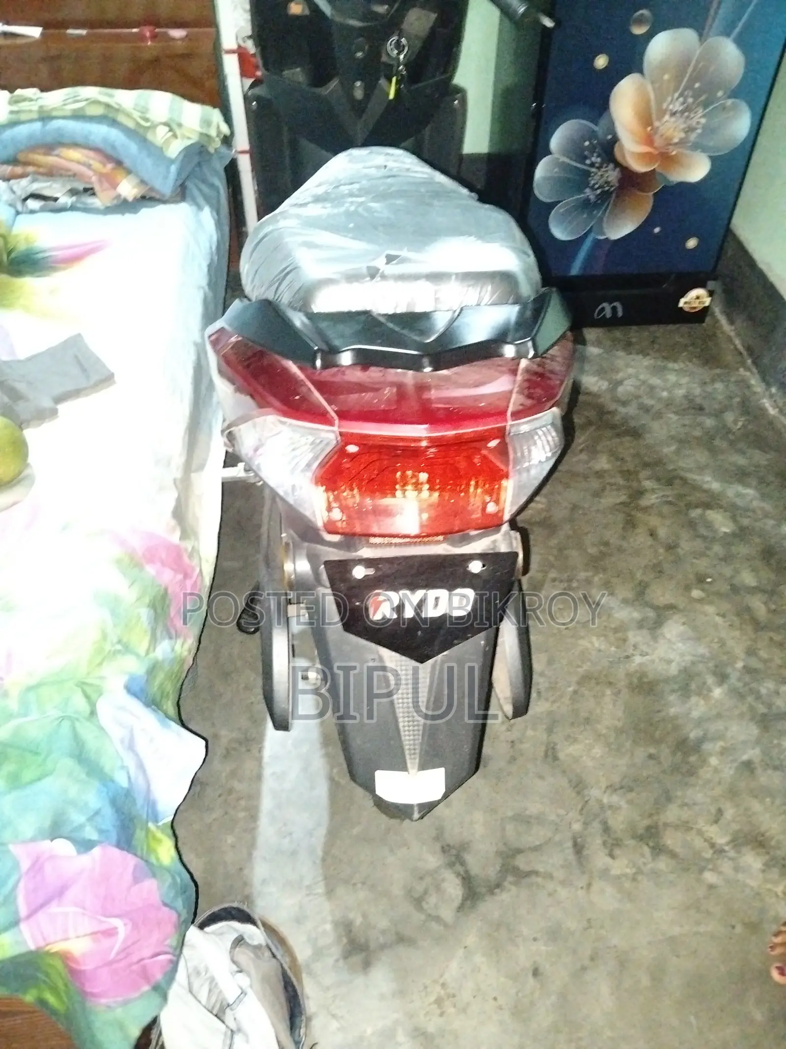 New BMW FOX 2025 Red