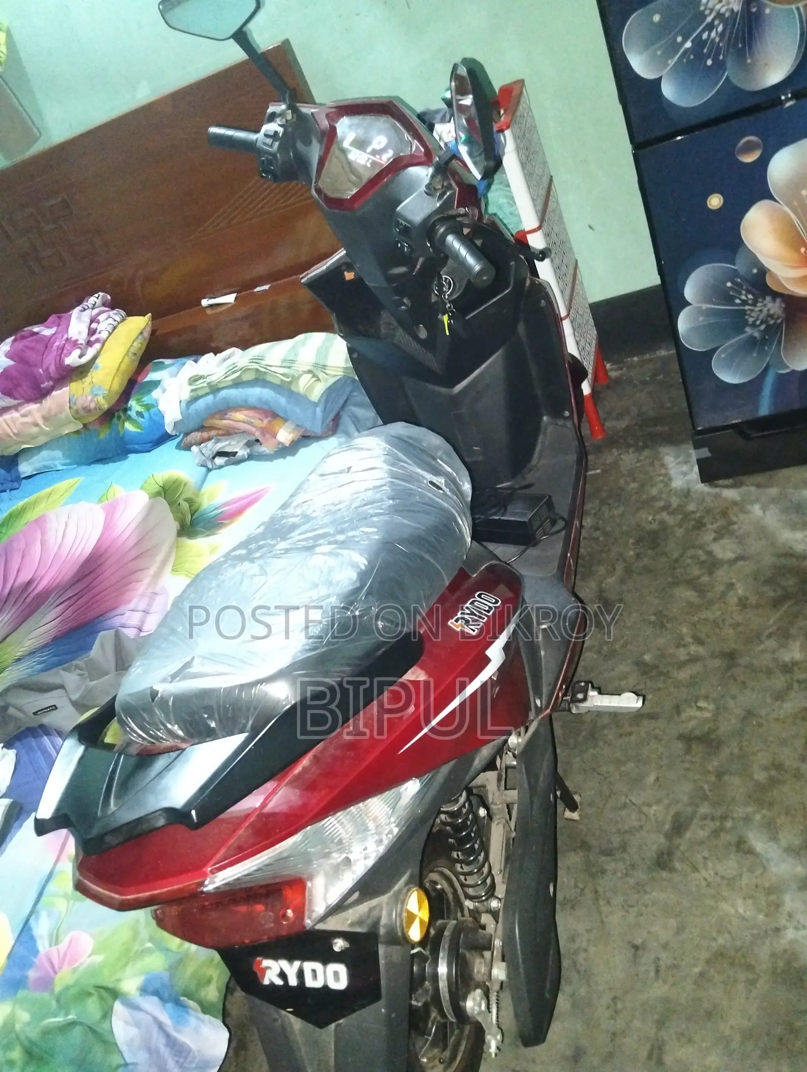 New BMW FOX 2025 Red