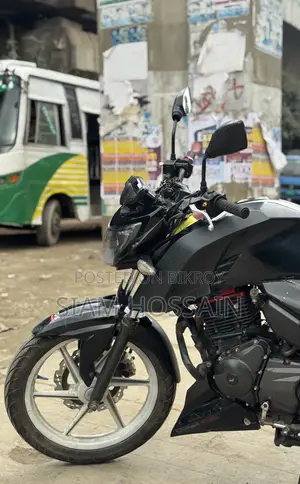 TVS Apache 160 4V 2020 Black