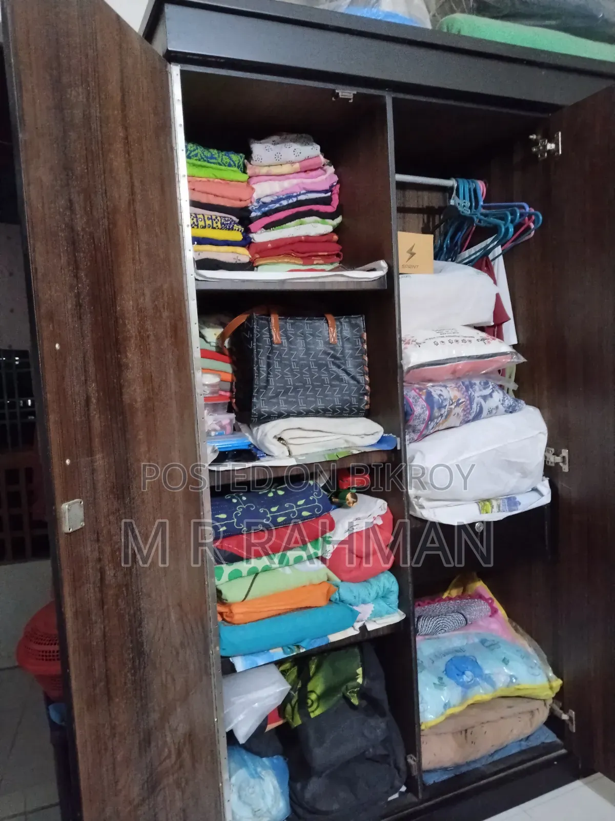 পাটের আলমারি সেল করতে চাচ্ছি