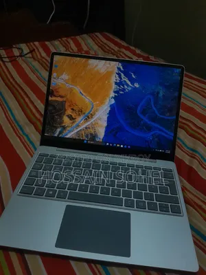 Laptop Microsoft Surface Go 16GB Intel Core i5 SSD 256GB