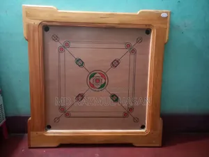 মাত্র ৮ দিন ব্যবহৃত ৩৬'×৩৬" ক্যারাম বোর্ড বিক্রি হবে।