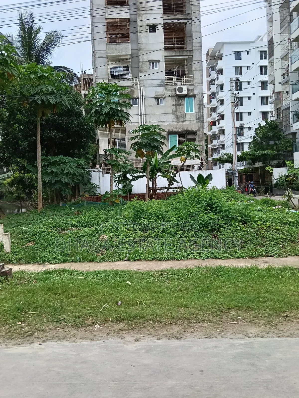 Block-N,3+3=6 Katha Plot Sale