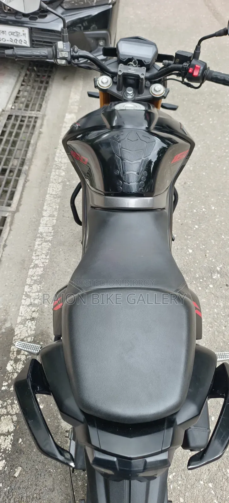New Hero Thriller 160R 4V 2024 Black