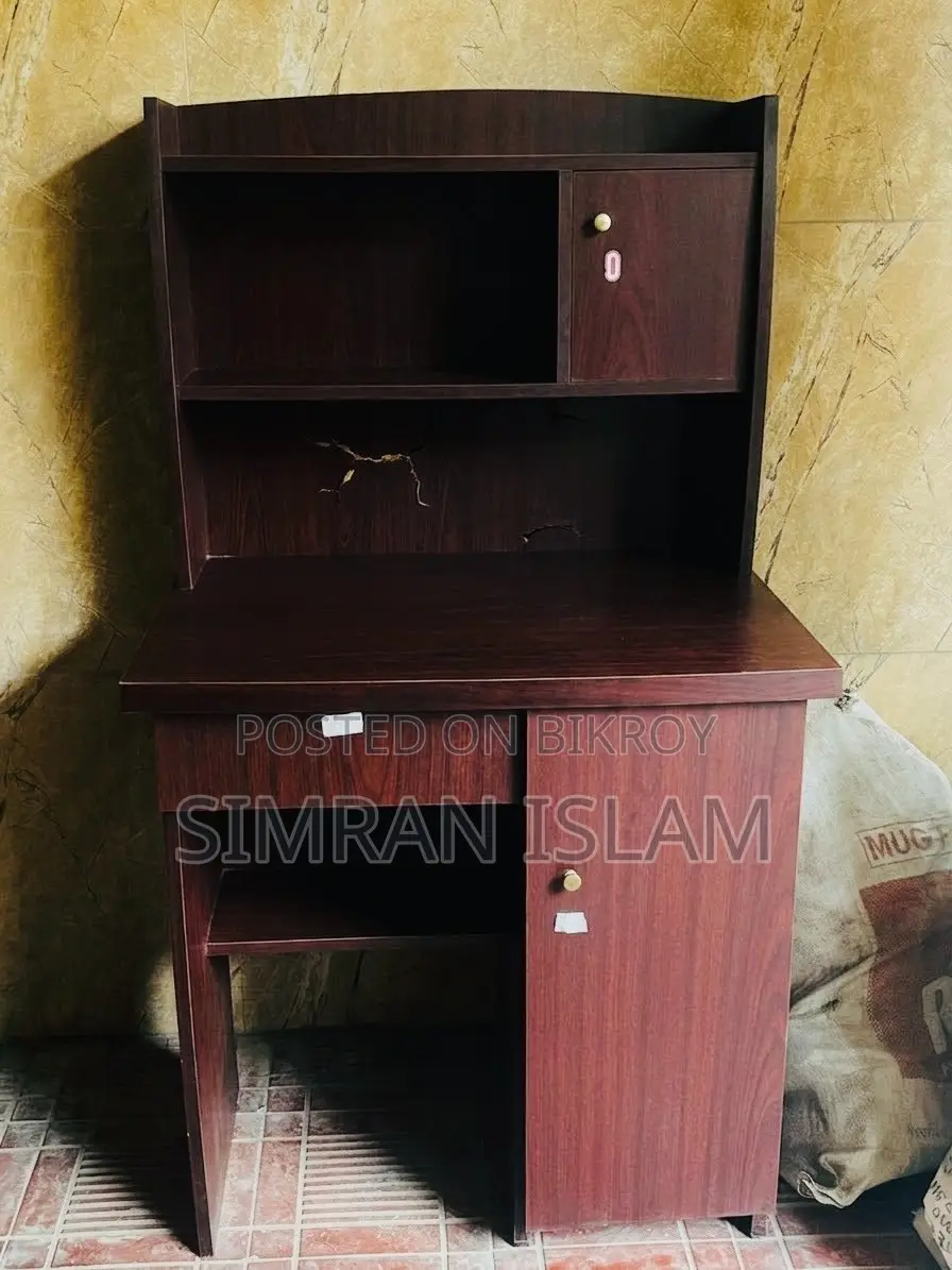 Used Study Table