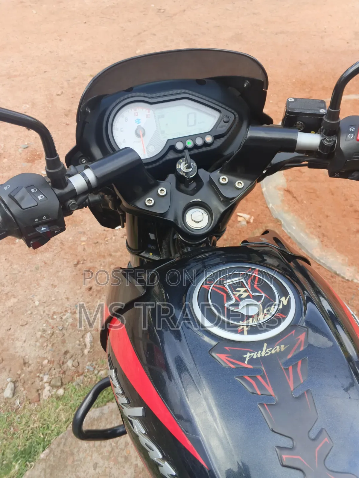 New Bajaj Pulsar 150 2023 Black
