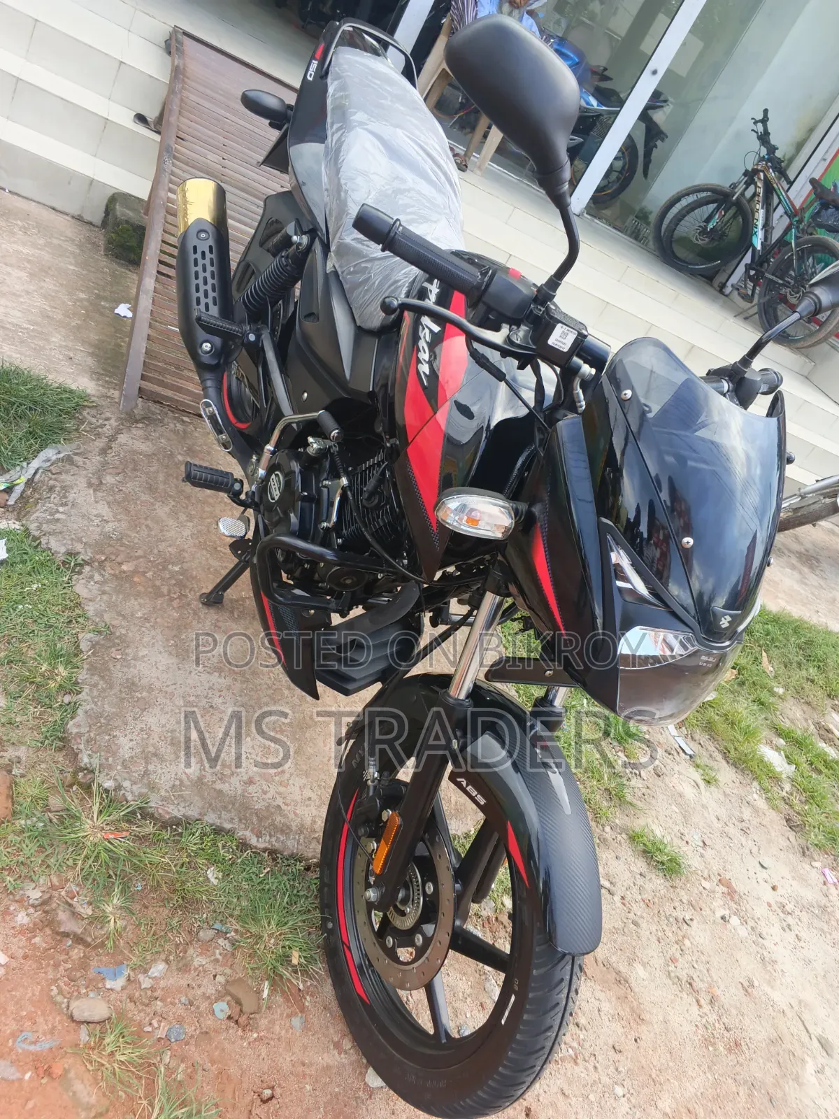 New Bajaj Pulsar 150 2023 Black