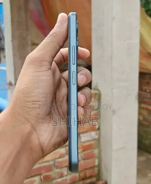 Vivo Y17s 128 GB Black