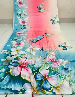 প্রজাপতি প্রিন্টের শাড়ি