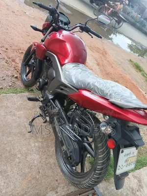 Honda CB 2019 Red