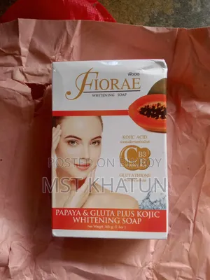 Fiorae Papaya Soap