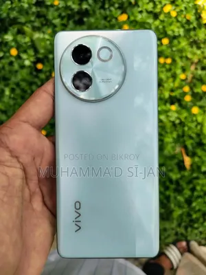 Vivo V30e 128 GB