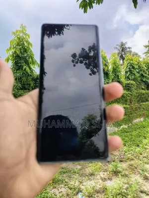 Vivo V30e 128 GB