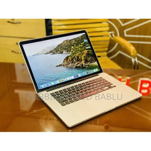 Laptop Apple MacBook Pro 2015 16GB Intel Core i7 SSD 256GB