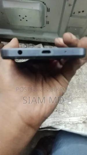 Vivo Y21 64 GB Black
