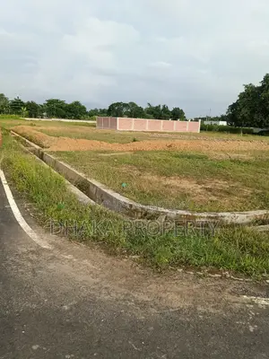 30ft Road 6 Katha Mosque North at Sector-28