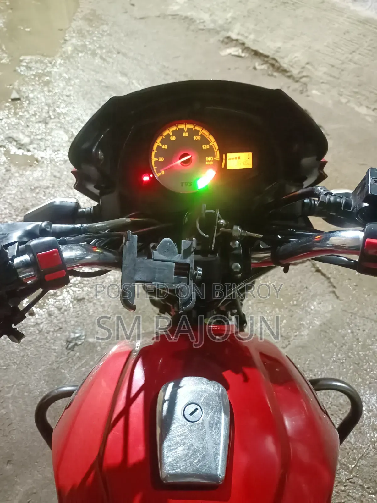 TVS Metro Plus 2019 Red