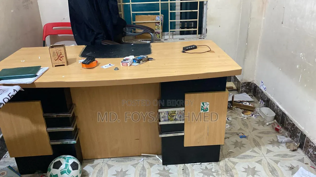 Computer Table & Rolling Table Chair
