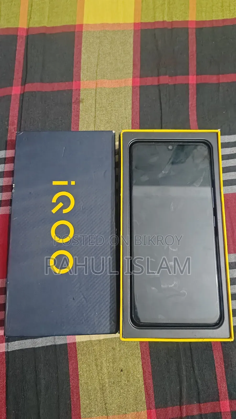 iQOO 128 GB