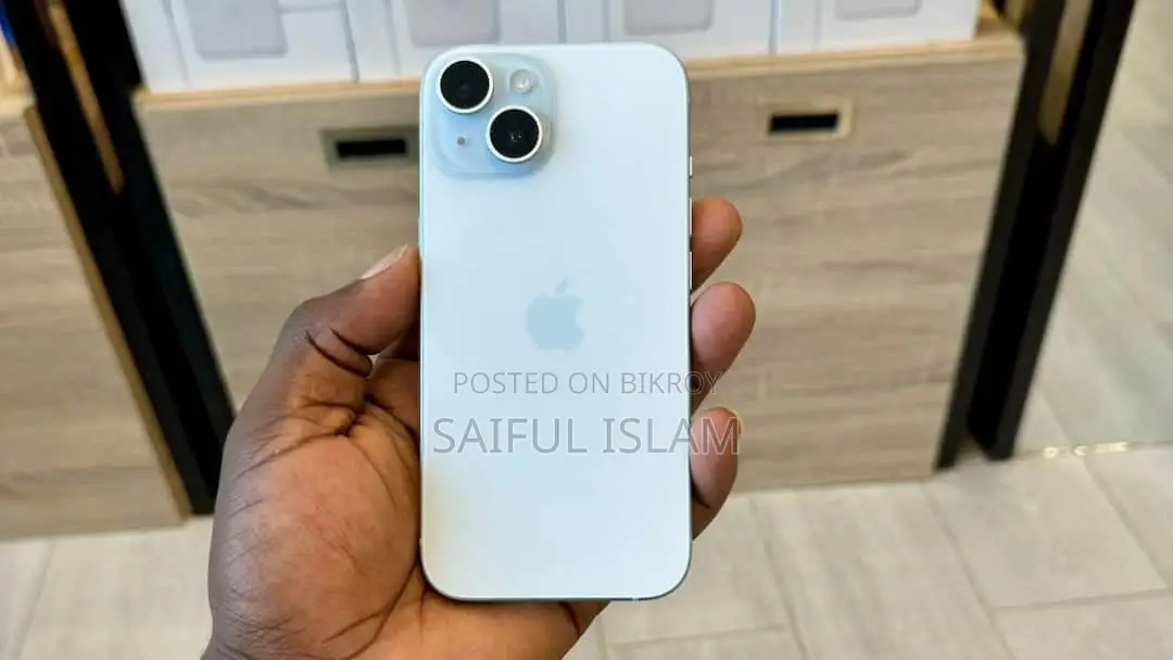 New Apple iPhone 15 128 GB White