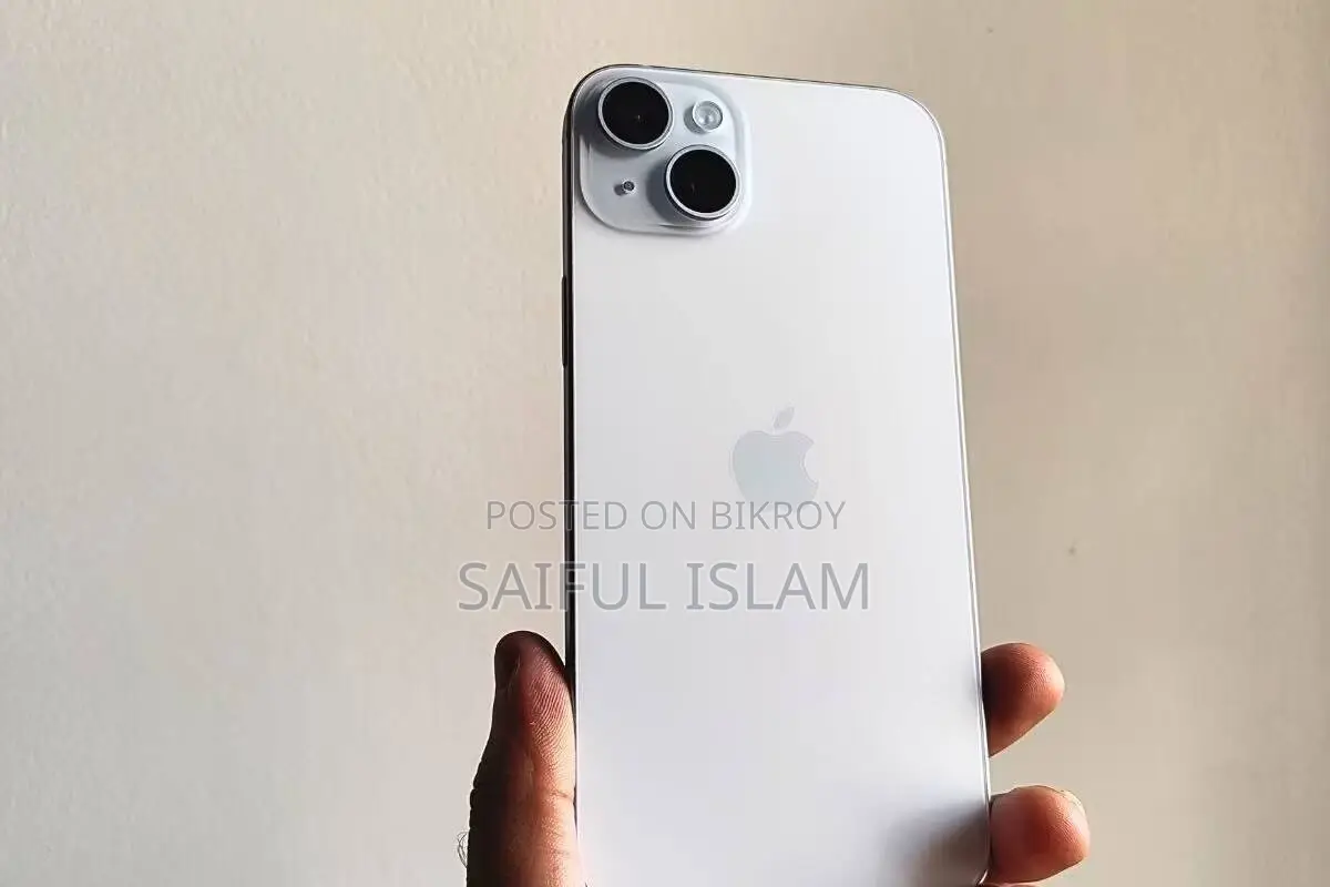New Apple iPhone 15 128 GB White