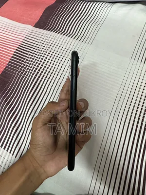 Apple iPhone XR 64 GB Black