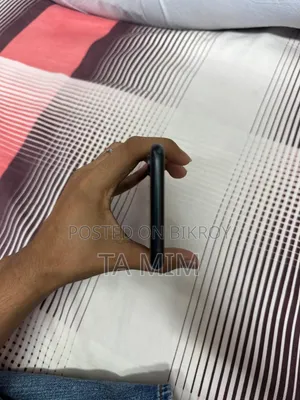 Apple iPhone XR 64 GB Black