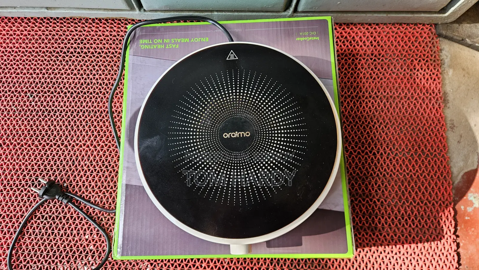 Oraimo InstaCooker 2100W Induction Cooker