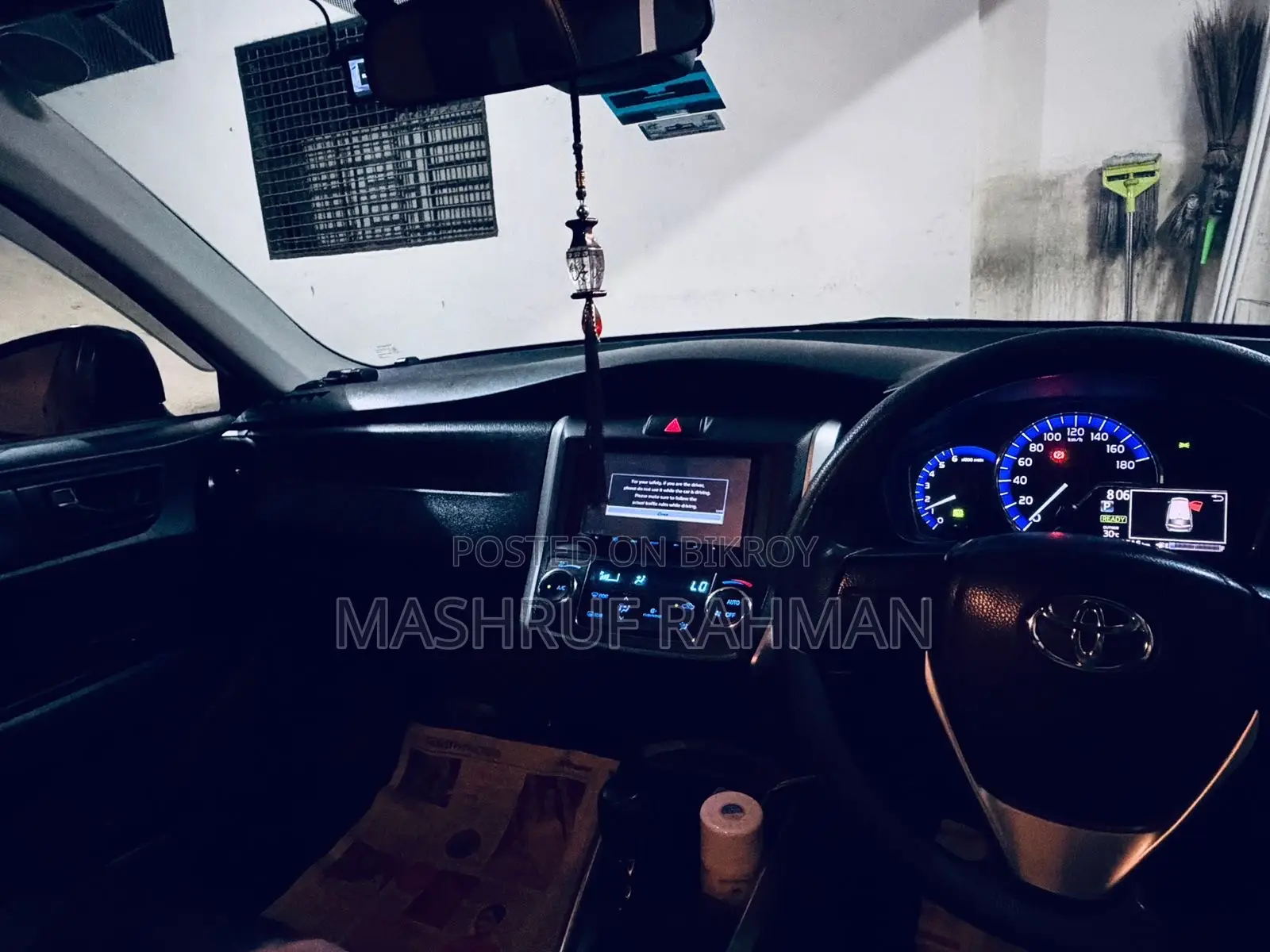 Toyota Corolla Fielder 1.5 Hybrid FWD 2018 Black
